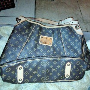 Louis vuitton handbag